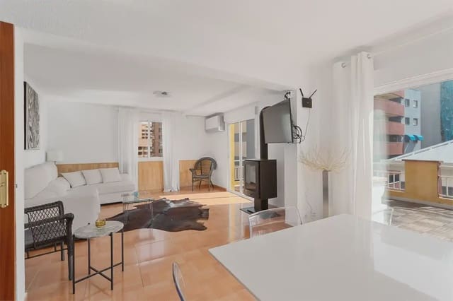 3 makuuhuone Kattohuoneisto myytävänä paikassa Centro ciudad, Fuengirola - 439 000 € (Ref: 9879176)
