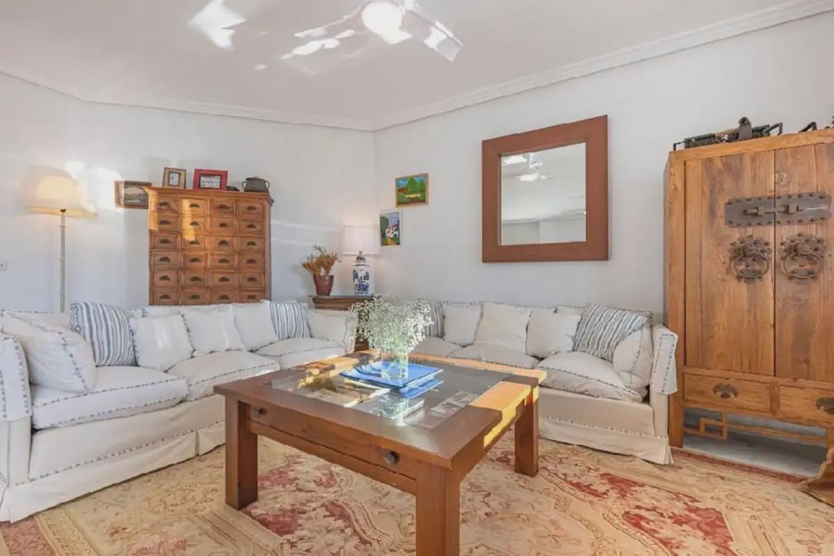 4 sypialnia Apartament przy plaży na sprzedaż w Marbella z basenem garażem - 1 350 000 € (Ref: 9885091)