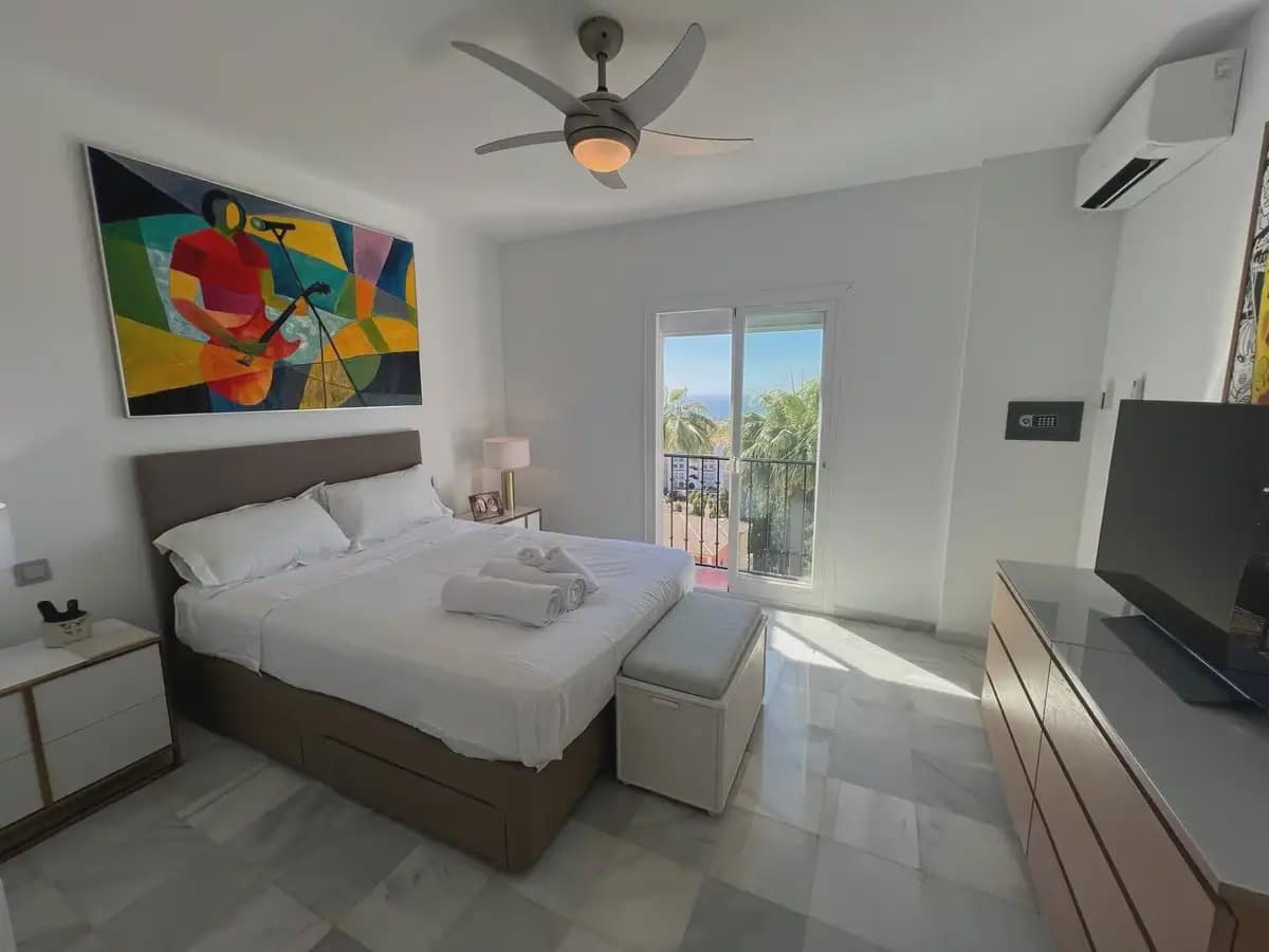 3 soverom Penthouse til salgs i Mijas med svømmebasseng garasje - € 850 000 (Ref: 9885093)