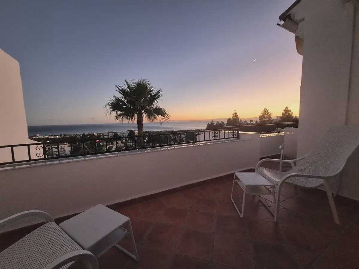 3 soverom Penthouse til salgs i Mijas med svømmebasseng garasje - € 850 000 (Ref: 9885093)