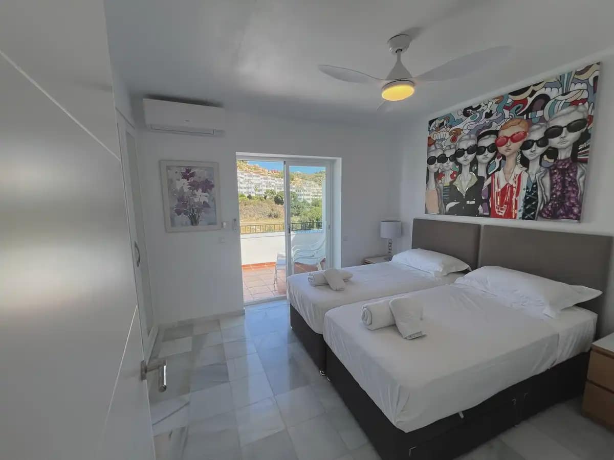 3 soverom Penthouse til salgs i Mijas med svømmebasseng garasje - € 850 000 (Ref: 9885093)