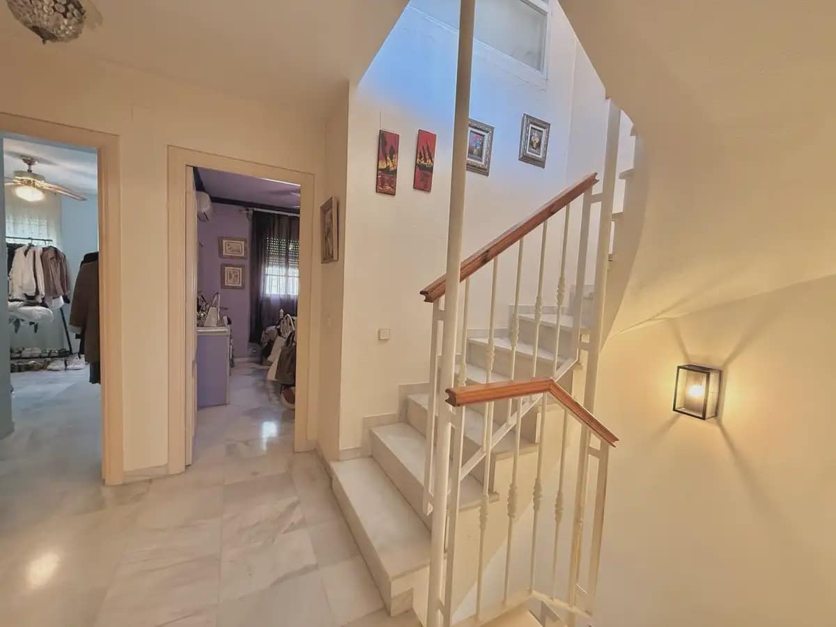 3 slaapkamer Huis te koop in Mijas met zwembad garage - € 575.000 (Ref: 9885094)