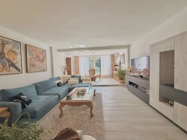 3 slaapkamer Huis te koop in Centro, Mijas met zwembad garage - € 575.000 (Ref: 9885094)