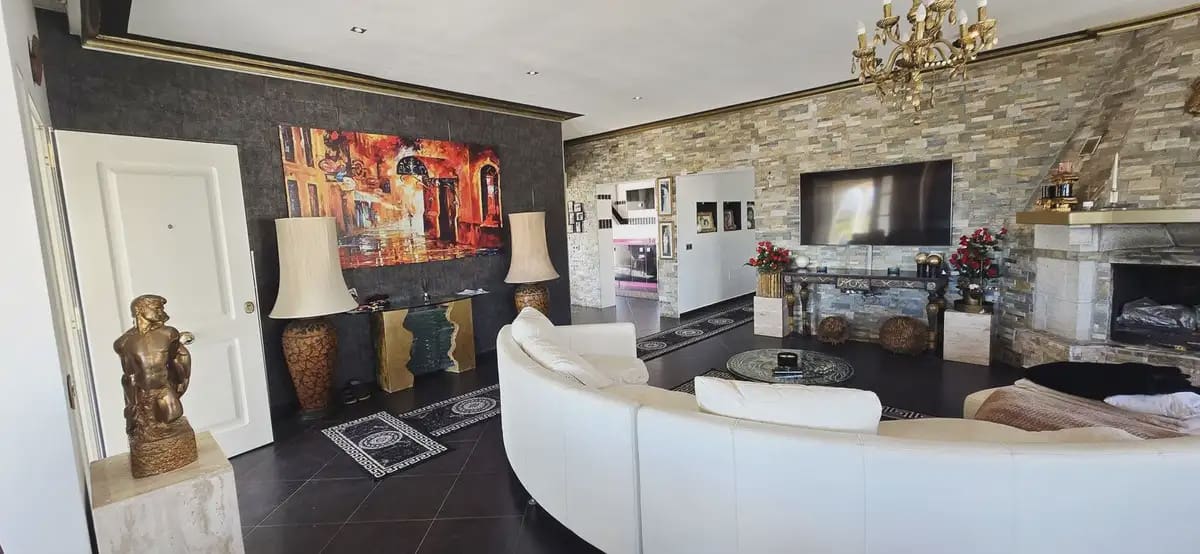 7 soveværelse Villa til salg i Mijas med swimmingpool garage - € 999.000 (Ref: 9885096)