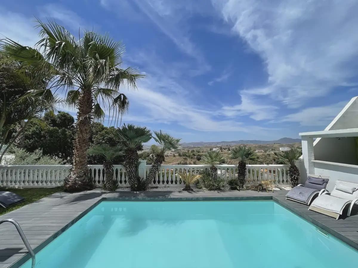6 sovrum Villa till salu i Mijas med pool garage - 595 000 € (Ref: 9885097)