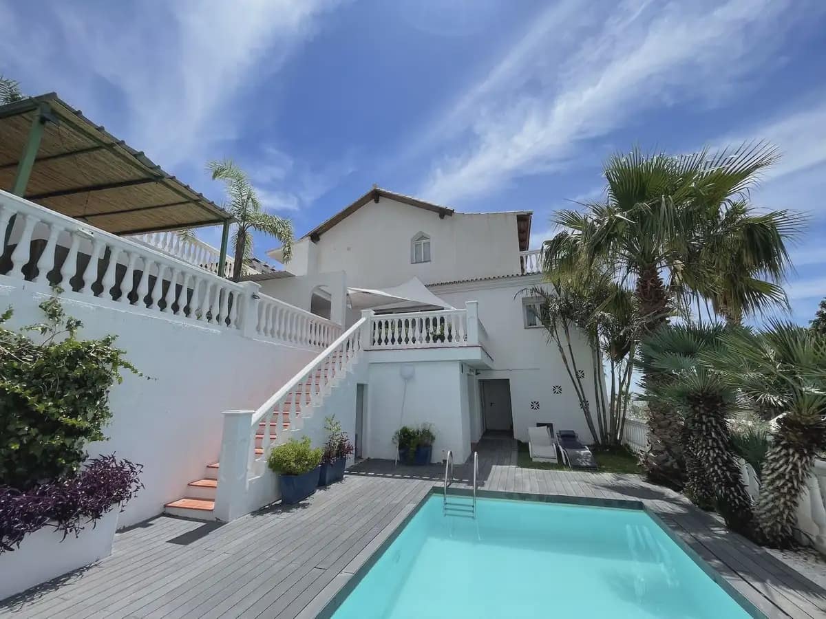 6 sovrum Villa till salu i Mijas med pool garage - 595 000 € (Ref: 9885097)