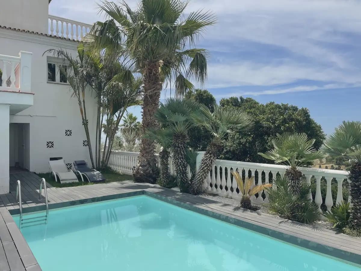 6 sovrum Villa till salu i Mijas med pool garage - 595 000 € (Ref: 9885097)