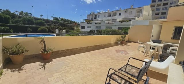 4 makuuhuone Huoneisto myytävänä paikassa Centro ciudad, Fuengirola mukana uima-altaan 
autotalli - 450 000 € (Ref: 9885098)