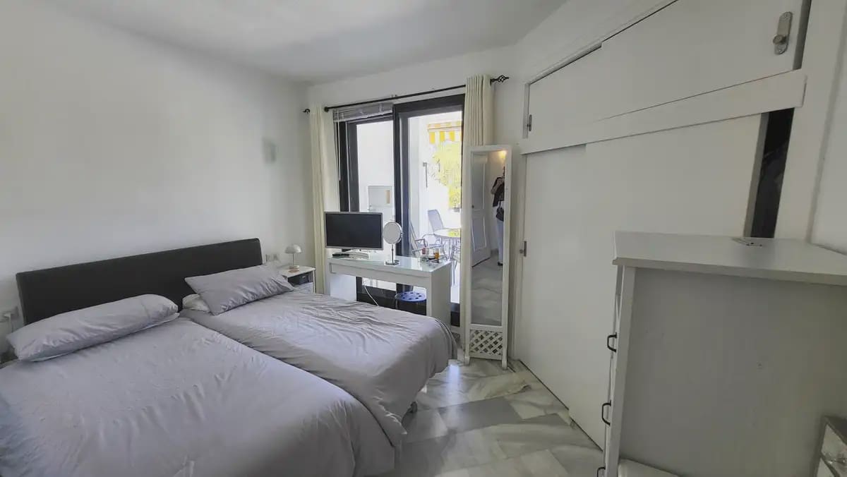 2 soveværelse Lejlighed til salg i Mijas med swimmingpool - € 375.000 (Ref: 9890621)