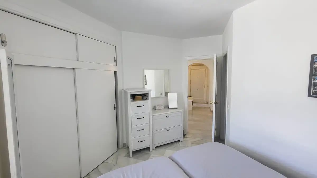2 soveværelse Lejlighed til salg i Mijas med swimmingpool - € 375.000 (Ref: 9890621)
