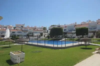 3 quarto Moradia em Banda para venda em Centro, Mijas com piscina garagem - 349 000 € (Ref: 9890930)