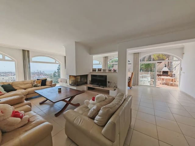 4 soverom Villa til salgs i El Faro de Calaburra - Chaparral, Mijas med svømmebasseng garasje - € 1 195 000 (Ref: 9892601)
