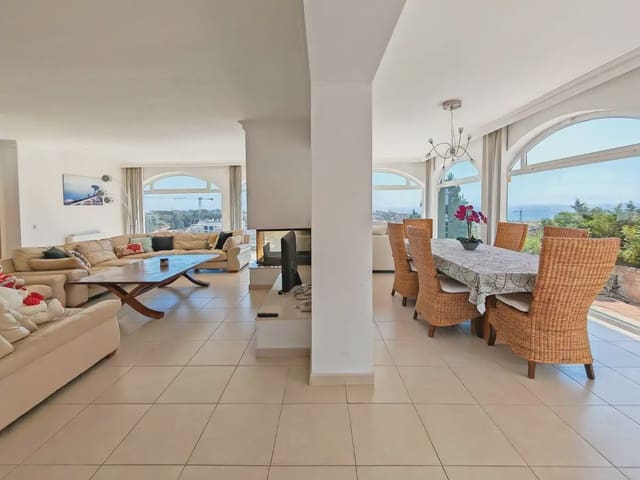 4 soverom Villa til salgs i El Faro de Calaburra - Chaparral, Mijas med svømmebasseng garasje - € 1 195 000 (Ref: 9892601)