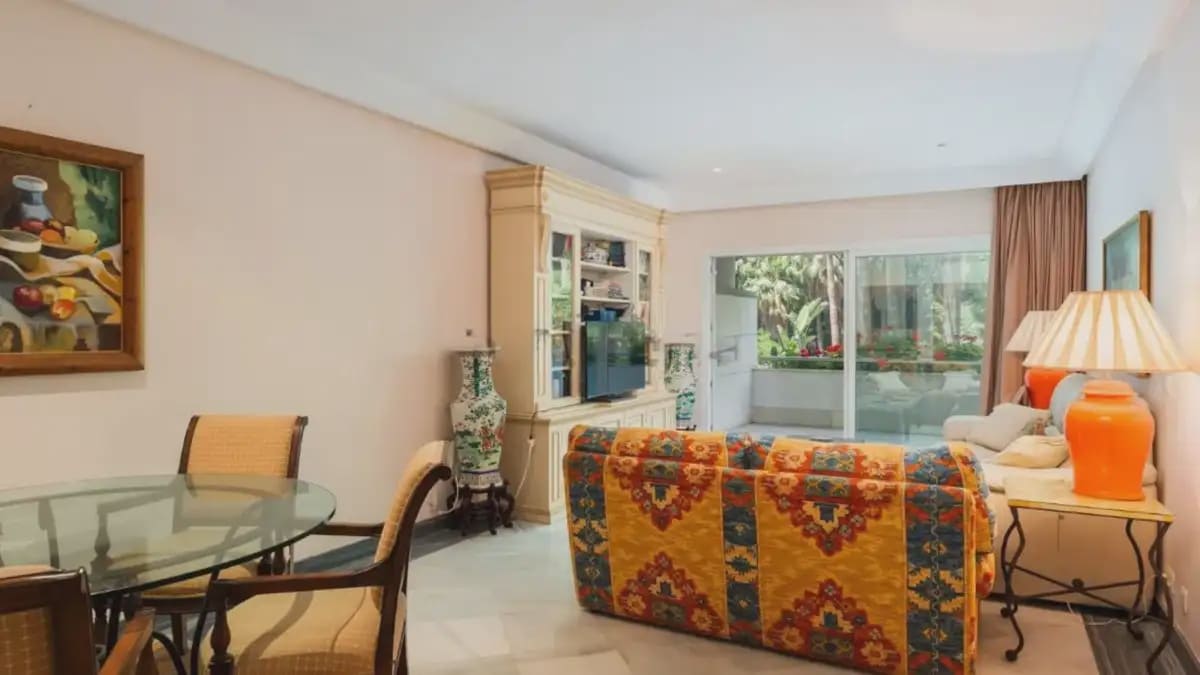 2 slaapkamer Appartement te koop in Marbella met zwembad garage - € 1.065.000 (Ref: 9892602)