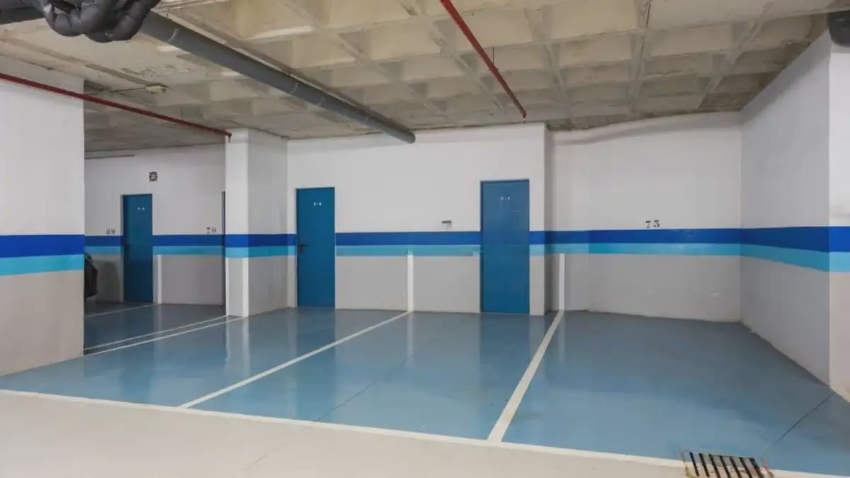 2 slaapkamer Appartement te koop in Marbella met zwembad garage - € 1.065.000 (Ref: 9892602)