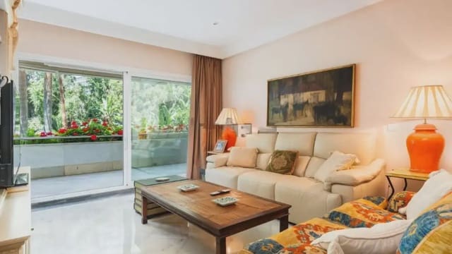 2 quarto Apartamento para venda em Aloha Golf, Marbella com piscina garagem - 1 065 000 € (Ref: 9892602)