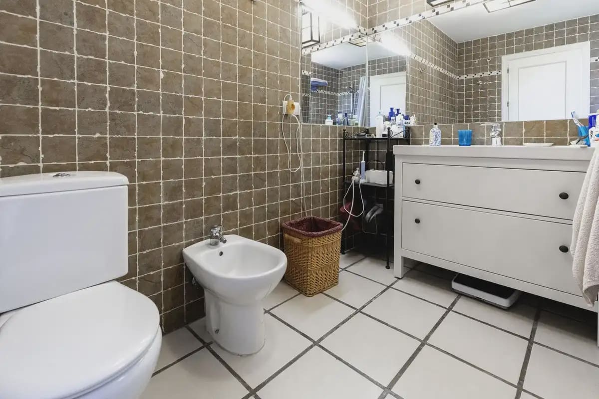 3 sypialnia Willa na sprzedaż w Marbella z garażem - 885 500 € (Ref: 9892604)