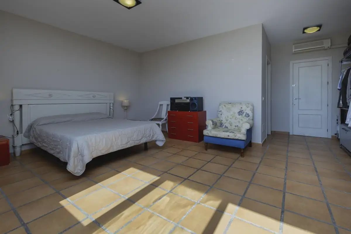 3 sypialnia Willa na sprzedaż w Marbella z garażem - 885 500 € (Ref: 9892604)