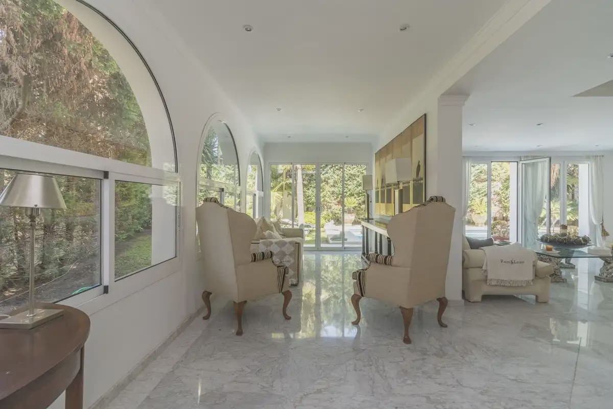 5 bedroom Villa for sale in Marbella with pool garage - € 5,000,000 (Ref: 9894725)