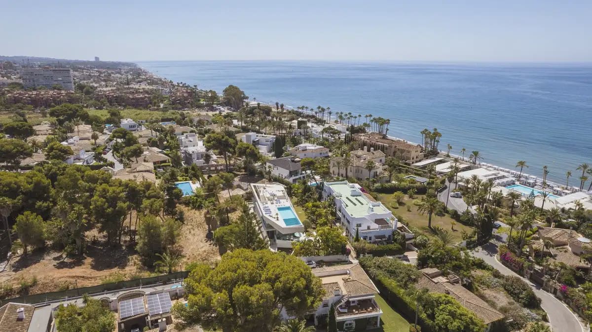 5 bedroom Villa for sale in Marbella with pool garage - € 5,000,000 (Ref: 9894725)