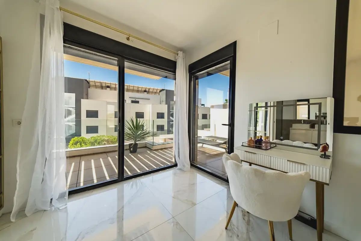 4 Zimmer Haus zu verkaufen in Mijas mit Pool Garage - 925.000 € (Ref: 9894726)
