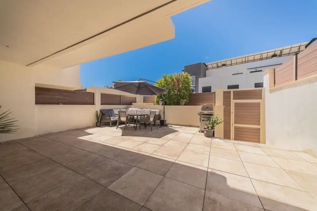 4 Zimmer Haus zu verkaufen in La Cala de Mijas, Mijas mit Pool Garage - 925.000 € (Ref: 9894726)