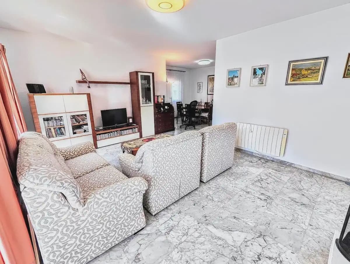 4 bedroom Villa for sale in Benalmadena with pool garage - € 890,000 (Ref: 9894728)
