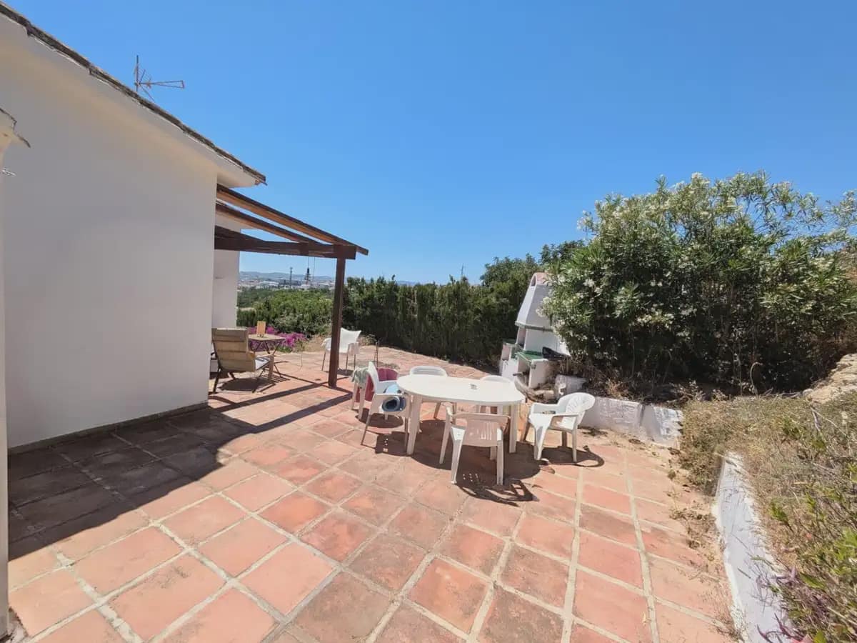 3 bedroom Villa for sale in Benalmadena with pool garage - € 979,000 (Ref: 9894730)