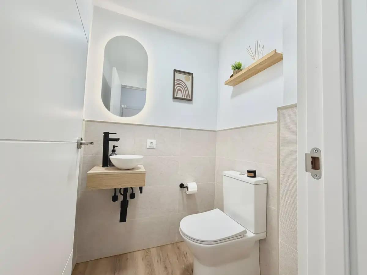 Apartamento de 2 habitaciones en Benalmádena en venta con piscina garaje - 325.000 € (Ref: 9894731)