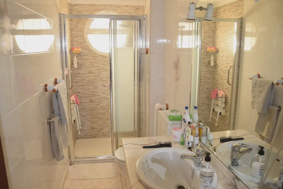 4 soveværelse Strandlejlighed til salg i Fuengirola - € 450.000 (Ref: 9896884)