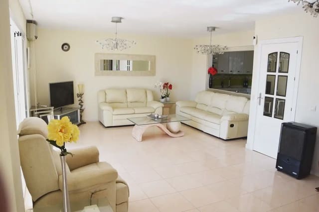 2 sovrum Strandlägenhet till salu i Centro ciudad, Fuengirola - 425 000 € (Ref: 9896885)