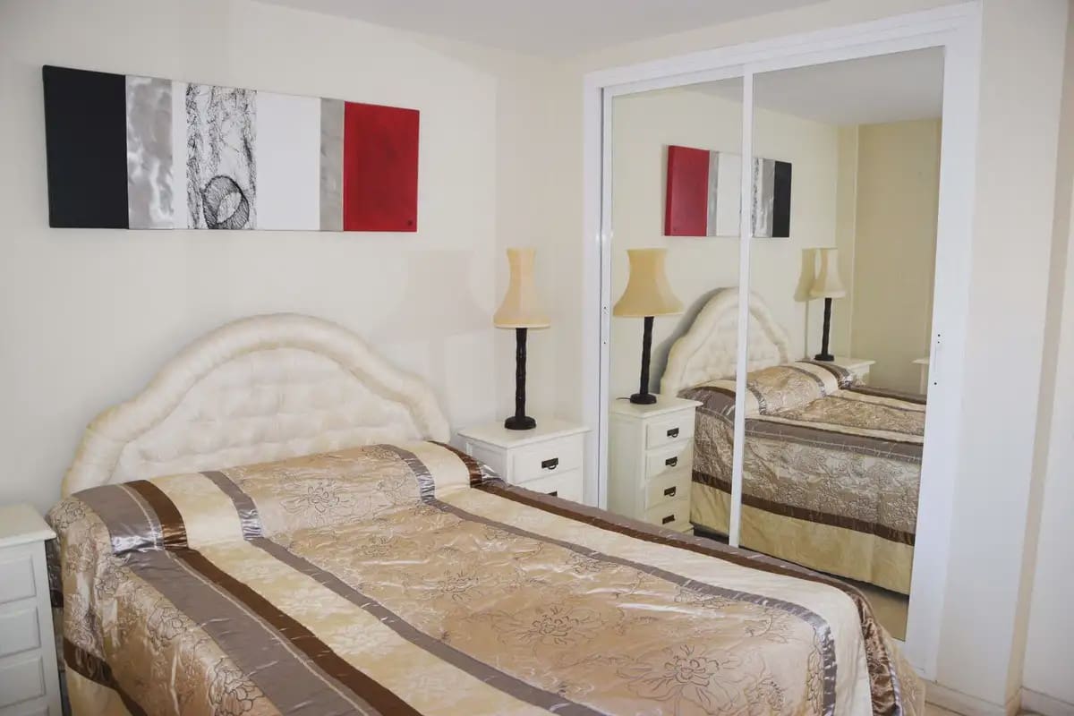 2 slaapkamer Strandappartement te koop in Fuengirola - € 425.000 (Ref: 9896885)