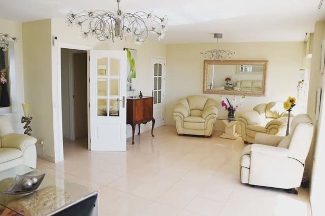 2 sovrum Strandlägenhet till salu i Centro ciudad, Fuengirola - 425 000 € (Ref: 9896885)