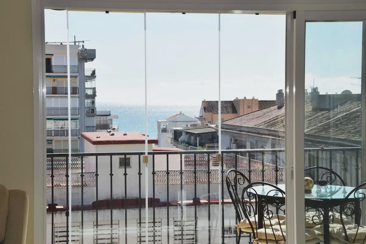 2 slaapkamer Strandappartement te koop in Fuengirola - € 425.000 (Ref: 9896885)