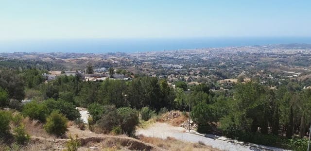 Terrain à Bâtir à vendre à Mijas pueblo, Mijas - 1 650 000 € (Ref: 9898576)