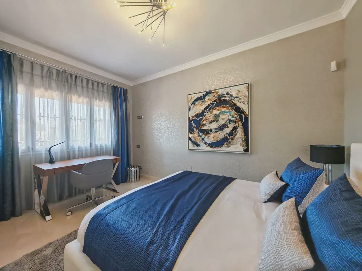 4 soveværelse Villa til salg i Marbella med swimmingpool garage - € 2.250.000 (Ref: 9899680)