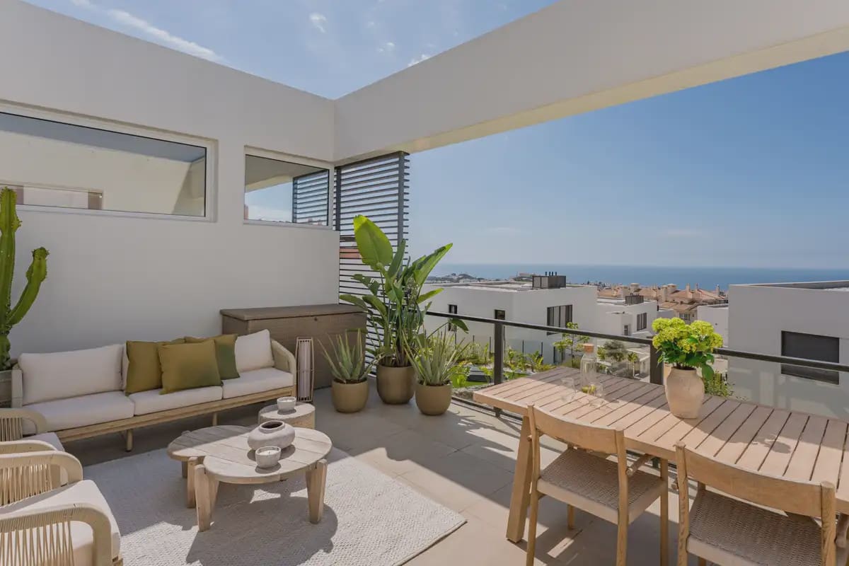 3 sypialnia Dom blizniak na sprzedaż w Mijas z basenem garażem - 850 000 € (Ref: 9908764)