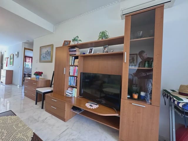 Ático de 2 habitaciones en Los Pacos, Fuengirola en venta con piscina garaje - 369.000 € (Ref: 9908766)