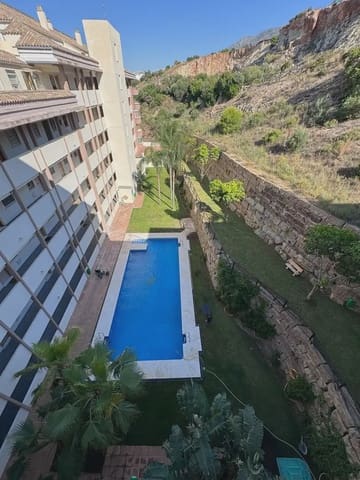 Ático de 2 habitaciones en Los Pacos, Fuengirola en venta con piscina garaje - 369.000 € (Ref: 9908766)