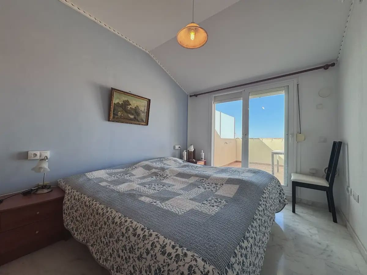Ático de 2 habitaciones en Fuengirola en venta con piscina garaje - 369.000 € (Ref: 9908766)