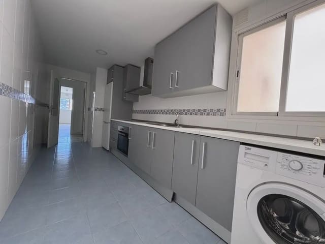 2 soverom Leilighet til salgs i Las Flores, Mijas med svømmebasseng garasje - € 347 370 (Ref: 9908767)