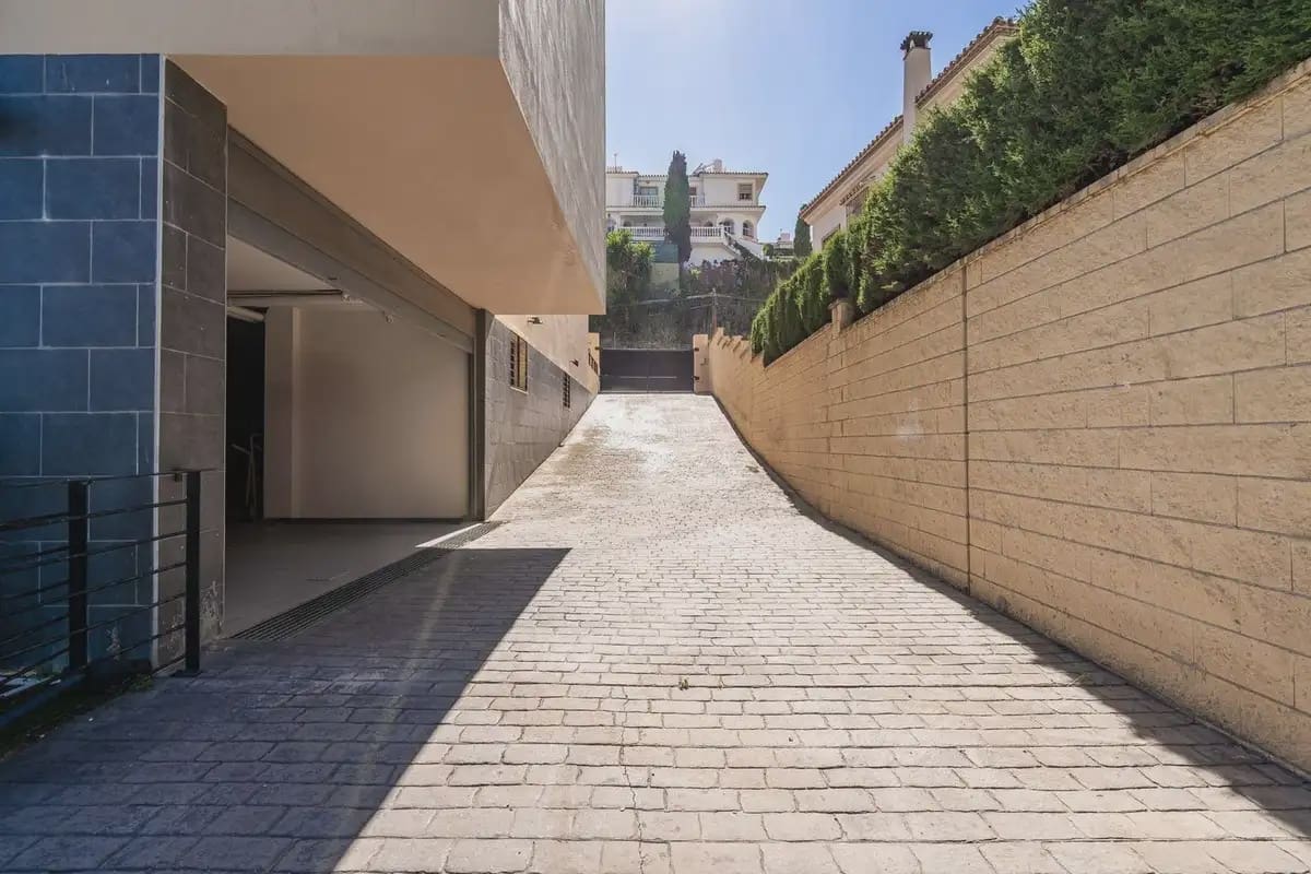 5 sovrum Villa till salu i Mijas med pool garage - 1 150 000 € (Ref: 9908768)