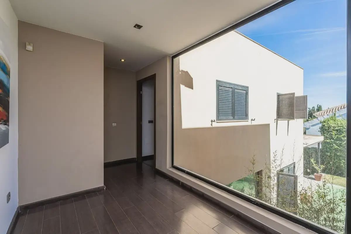 5 sovrum Villa till salu i Mijas med pool garage - 1 150 000 € (Ref: 9908768)