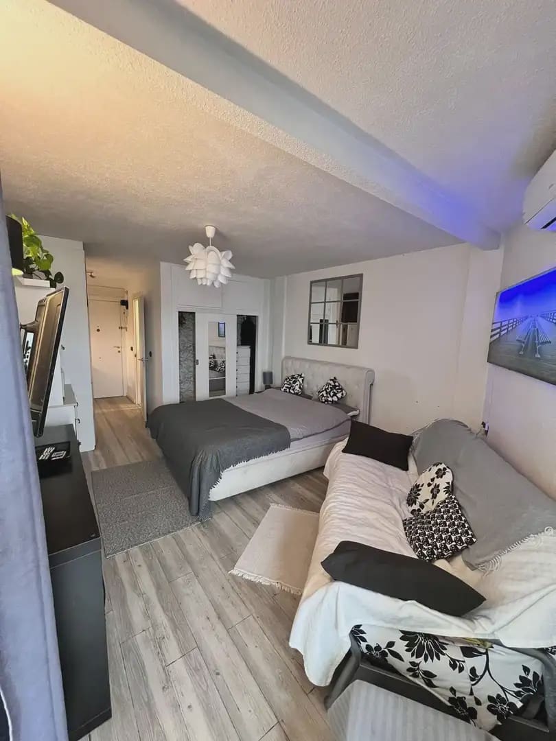 1 soverom Studio til salgs i Mijas med svømmebasseng garasje - € 185 000 (Ref: 9913395)