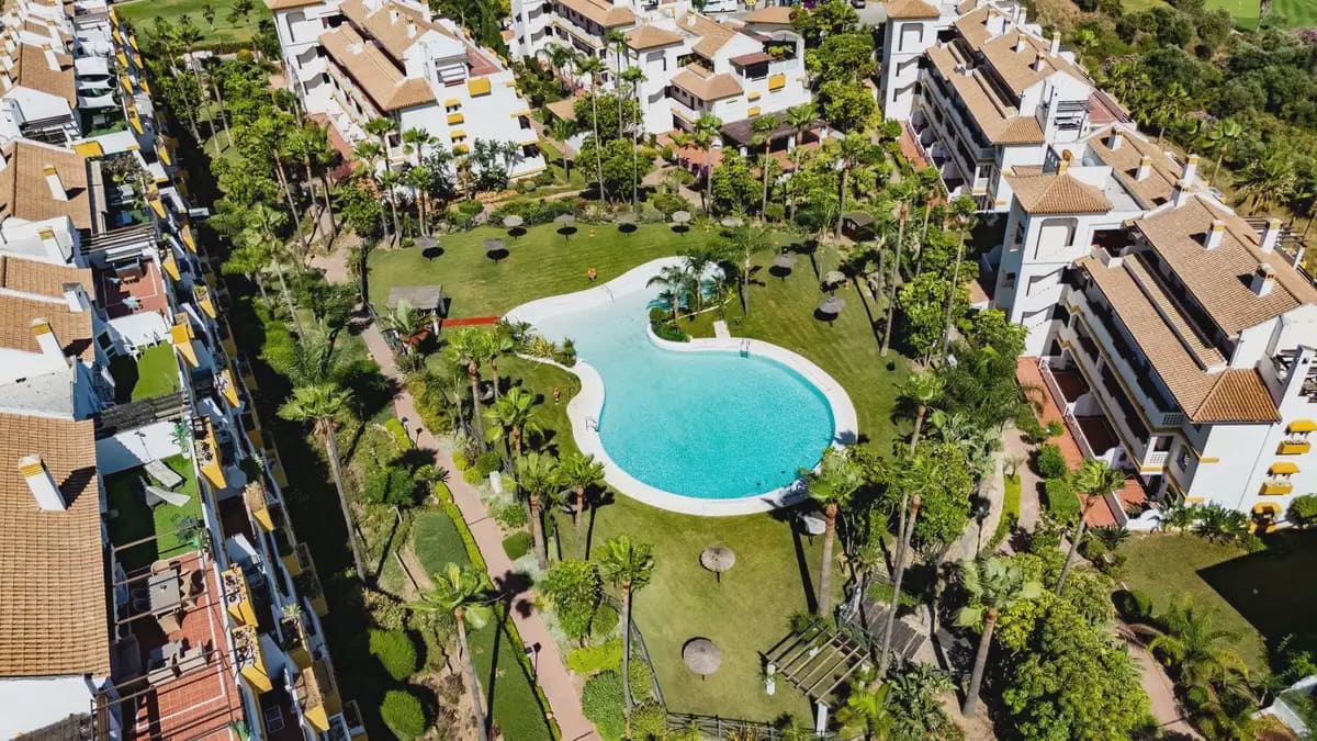 2 soverom Leilighet til salgs i Mijas med svømmebasseng garasje - € 315 000 (Ref: 9913397)