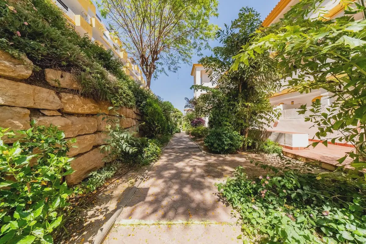 2 soverom Leilighet til salgs i Mijas med svømmebasseng garasje - € 315 000 (Ref: 9913397)