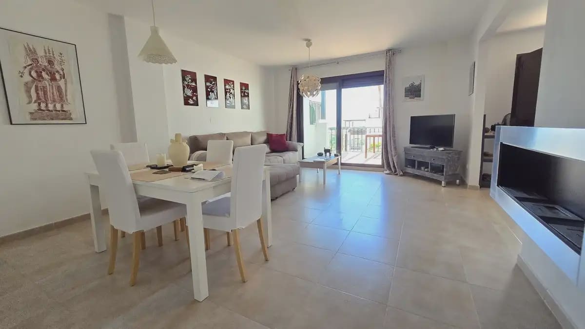 3 quarto Penthouse para venda em Marbella com piscina - 560 000 € (Ref: 9913401)