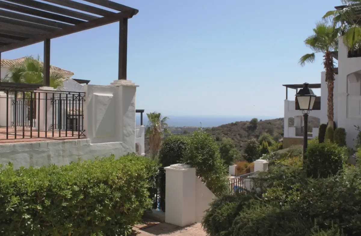 3 quarto Penthouse para venda em Marbella com piscina - 560 000 € (Ref: 9913401)