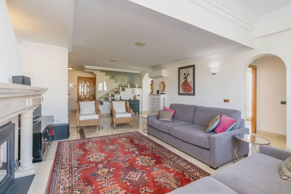 5 slaapkamer Penthouse te koop in Marbella met garage - € 1.599.000 (Ref: 9916122)