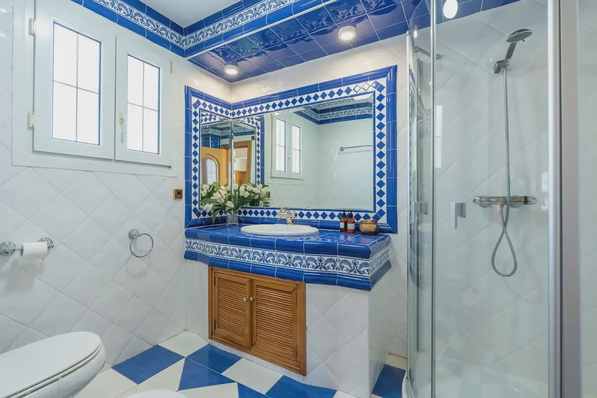 5 slaapkamer Penthouse te koop in Marbella met garage - € 1.599.000 (Ref: 9916122)
